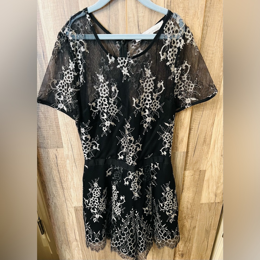 Lovers & Friends Romper Sz: S